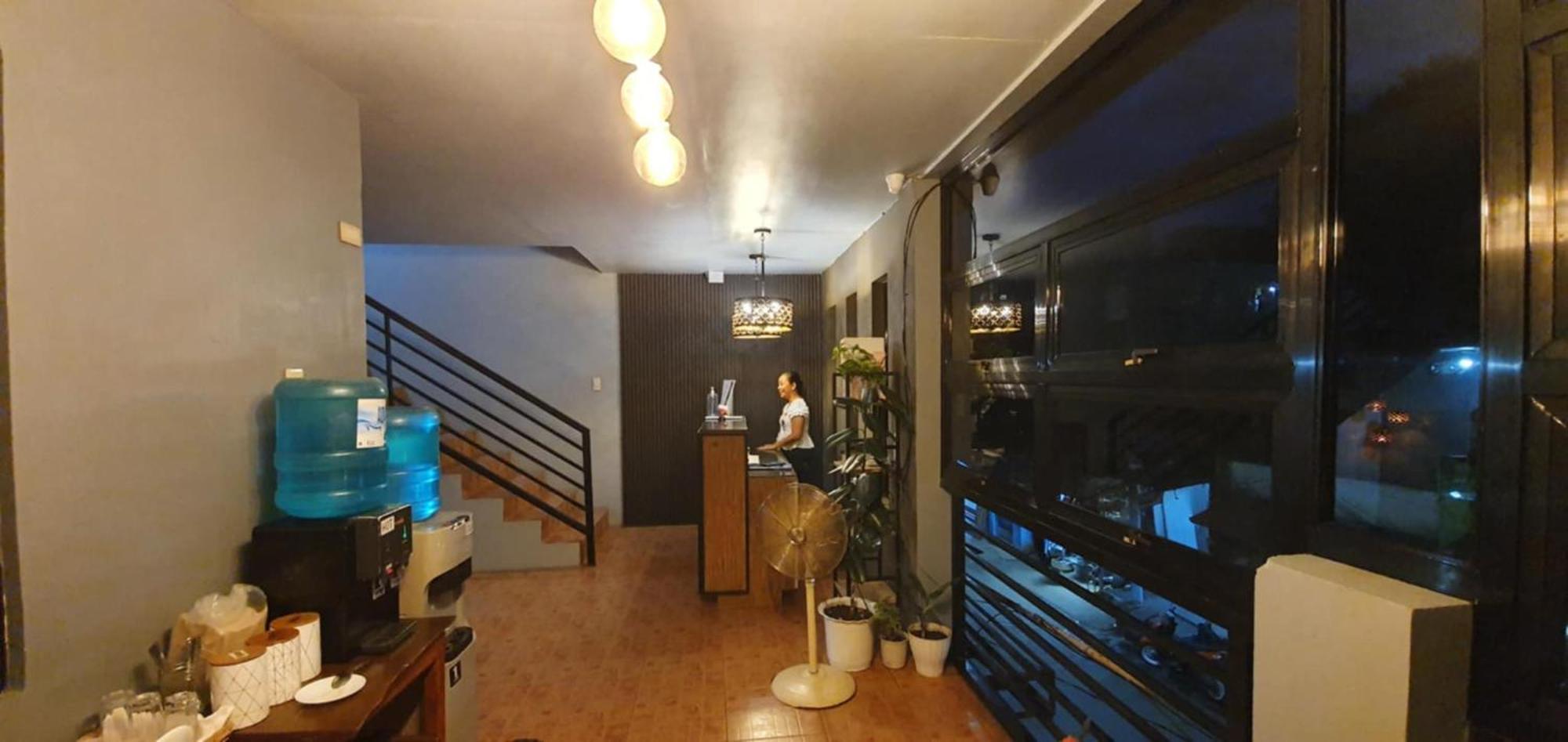 Aj Tourist Inn Coron Εξωτερικό φωτογραφία